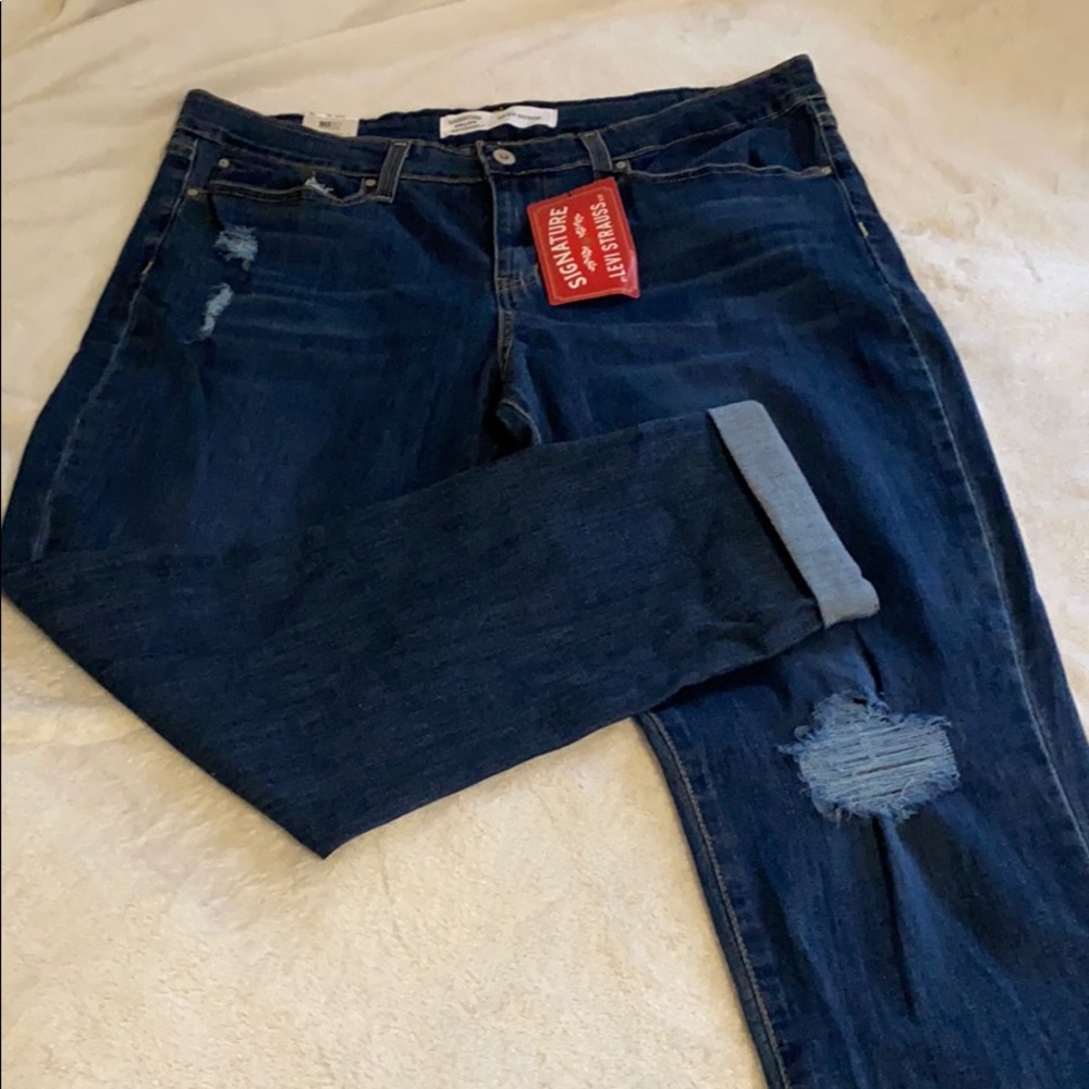 💙NWT💙 Levi jeans